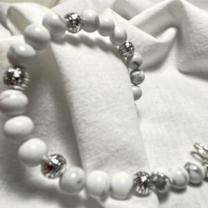 Bracciale in pietra naturale di Howlite - Mod. MoonLight