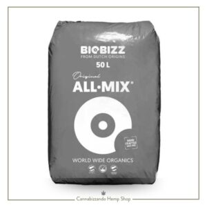 All Mix di BioBizz è un terriccio particolarmente indicato per la coltivazione di piante che hanno raggiunto una dimensione adulta e per le piante in fase di fioritura.