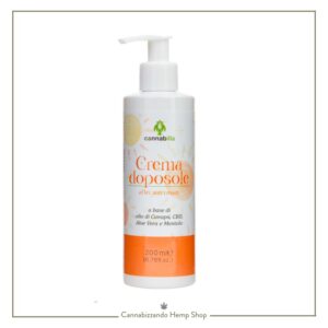 Sollievo immediato con il doposole al CBD e Mentolo. Formula riparatrice con Niacinamide e Iperico: idrata, rinfresca e previene le macchie.